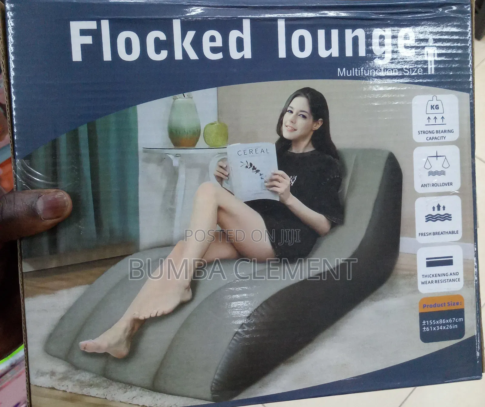 Flocked Lounge