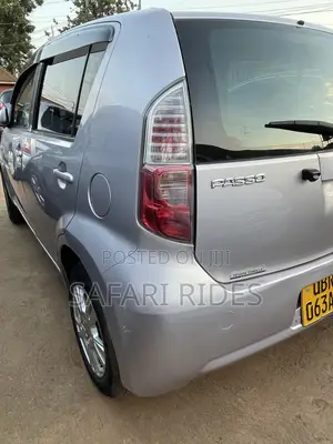 Toyota Passo 2008 Silver