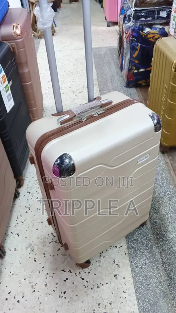 Cream-Colored Hardshell Trolley Suitcase Medium