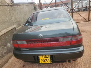 Toyota Corona 2004 Green