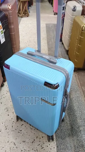 Executive Plastic Suitcase Medium