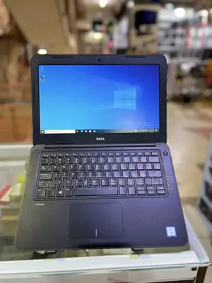 Laptop Dell Latitude 3380 8GB Intel Core i3 HDD 500GB