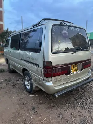 Toyota Coaster 1998