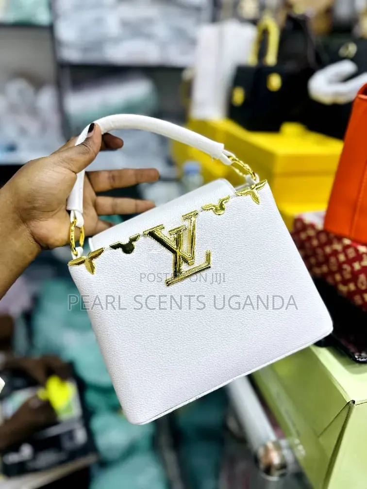 Classy Handbags by Louis Vuitton
