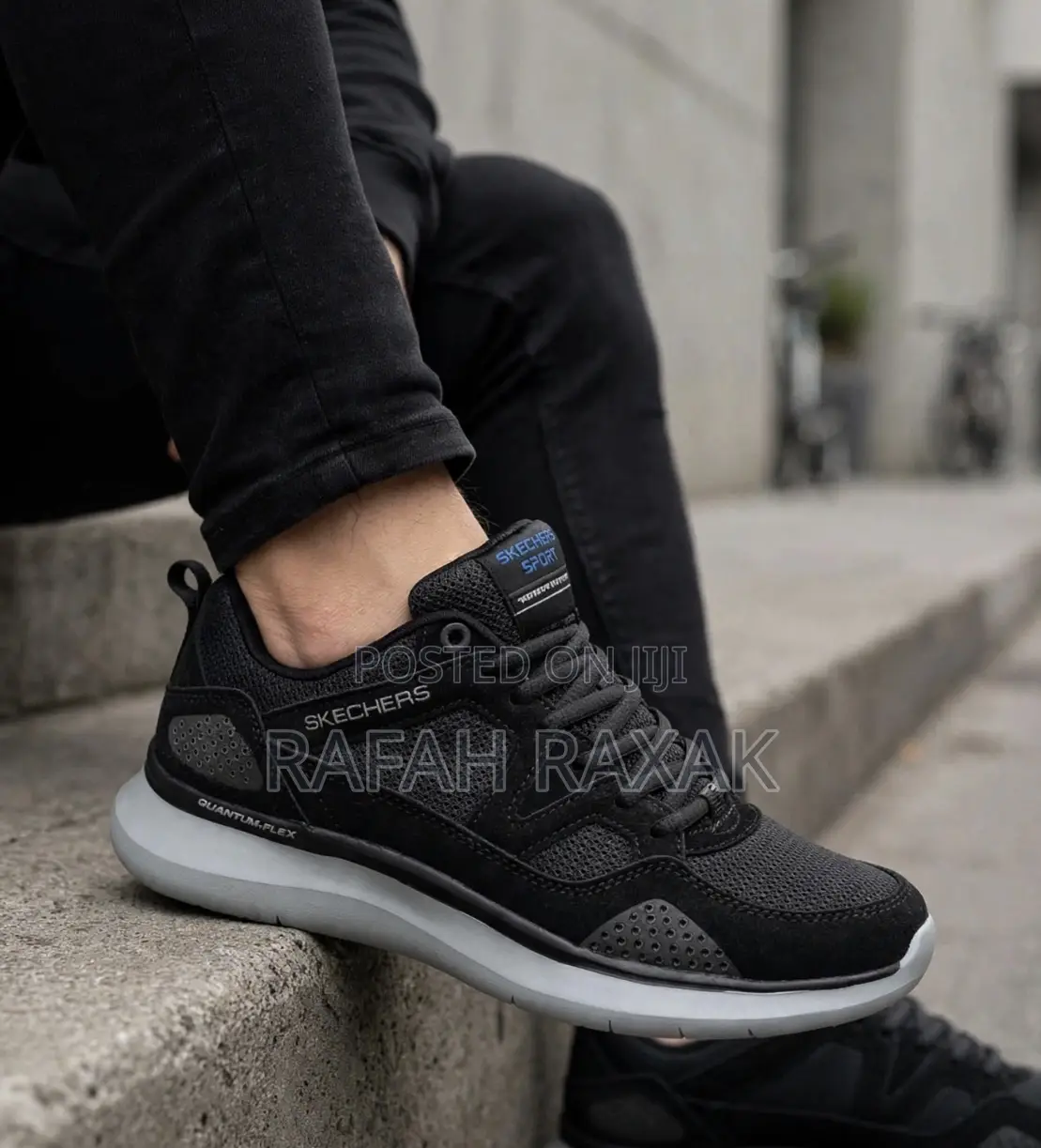 Men’s Classy Skechers Quantum-Flex Lightweight Running Trainer Sneaker