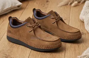 Men’s Classic Light Brown CATERPILLAR Casual Chukka Low Shoes