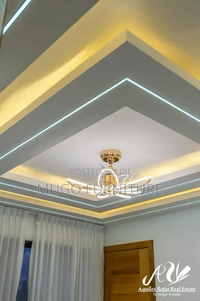 Living Room Elegant Gypsum Ceiling