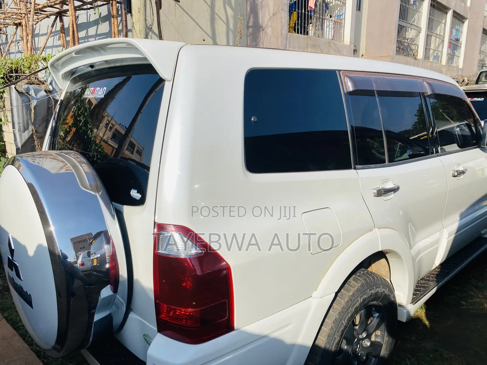 Mitsubishi Pajero 2004