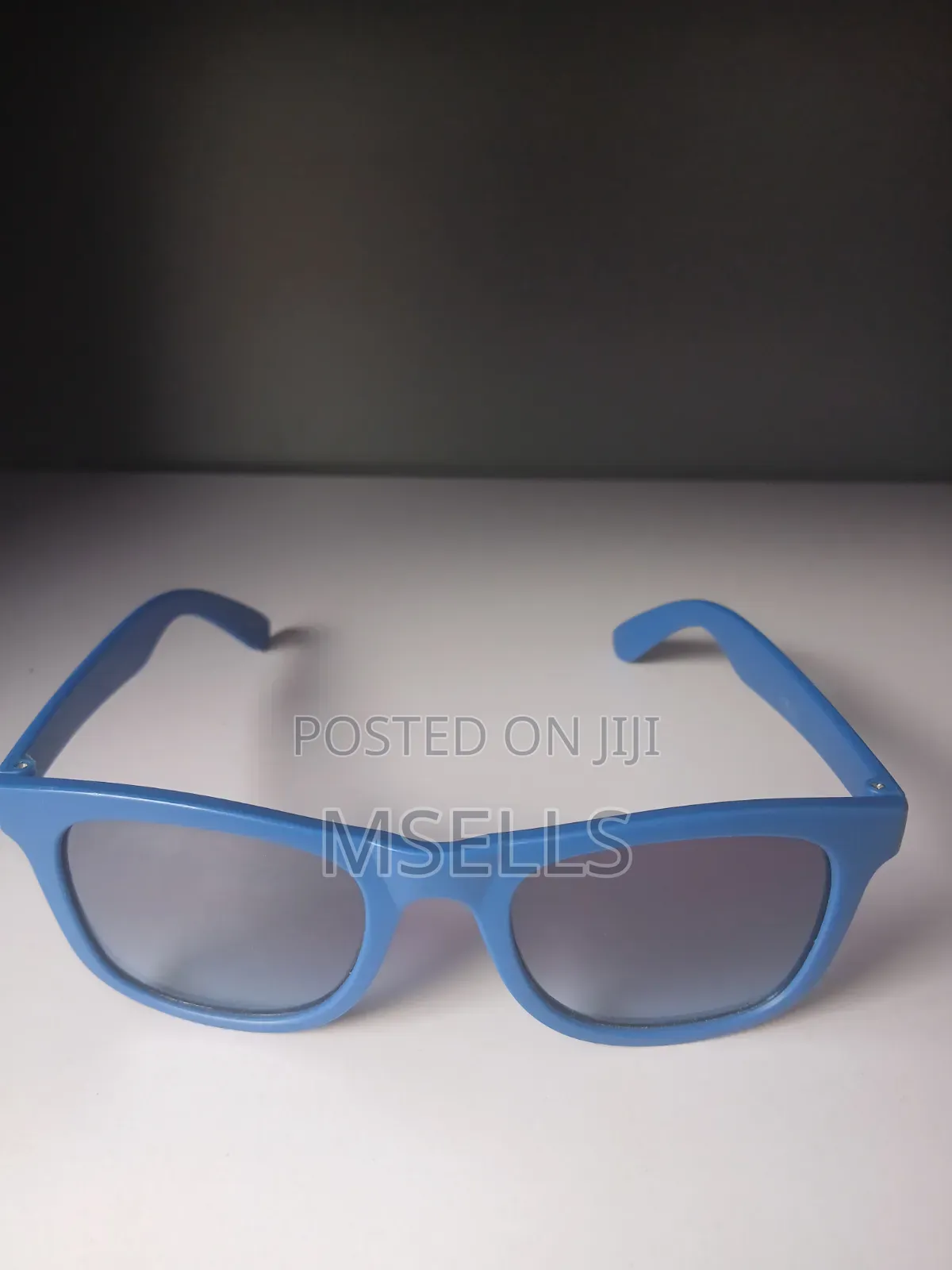 Generic Blue Sunglasses