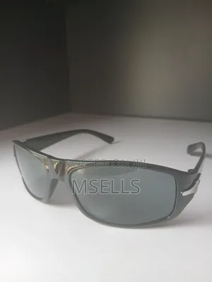 Sporty Wrap Around Sunglasses