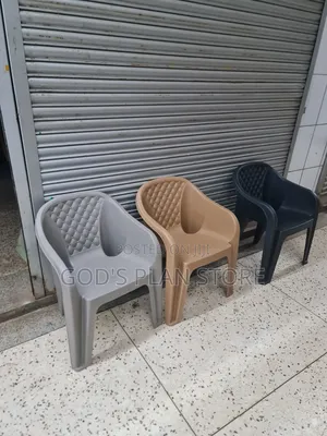 Facetform Plastic Chairs Plastic Chairs