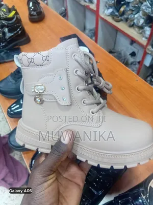 Unisex Boots for Children