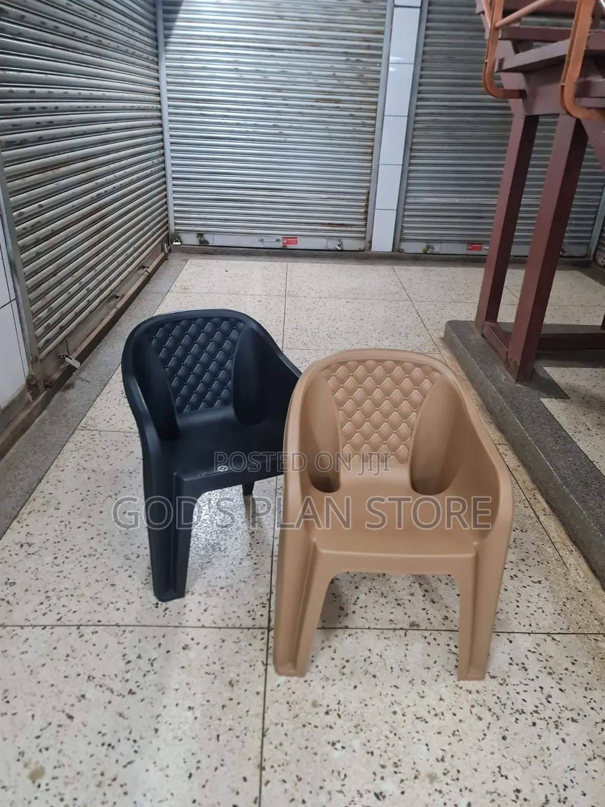 High-End Plastic Chairs Plastic Chairs