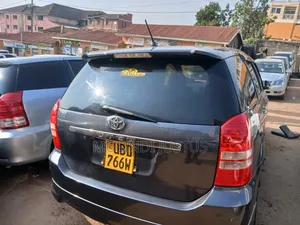 Toyota Wish 2005 Gray