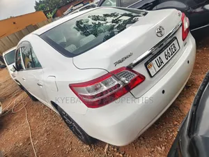 Toyota Premio 2012 White