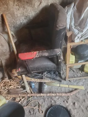 Saloon Chair