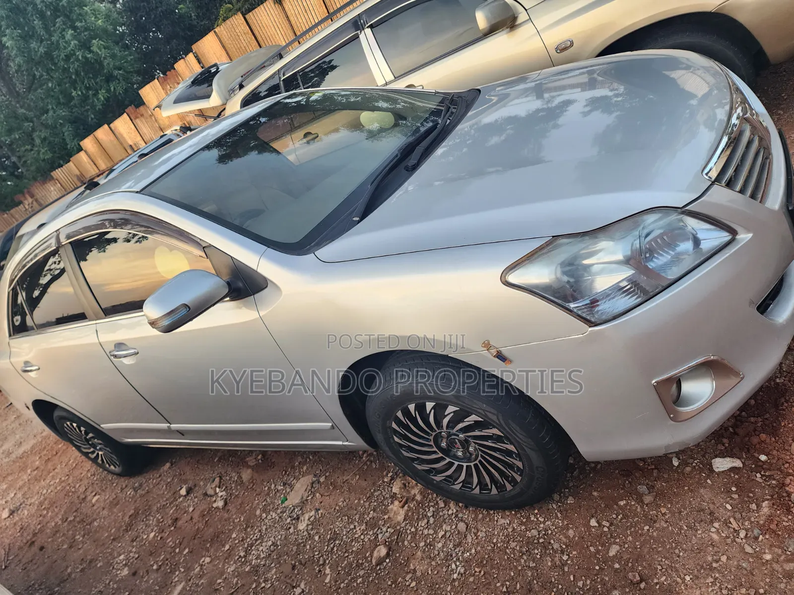 Toyota Premio 2010 Silver