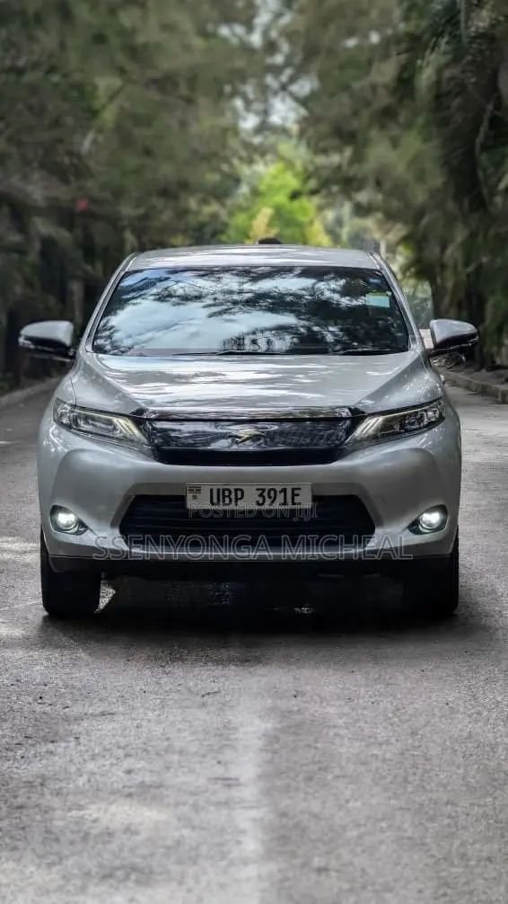 Toyota Harrier 2016 Silver