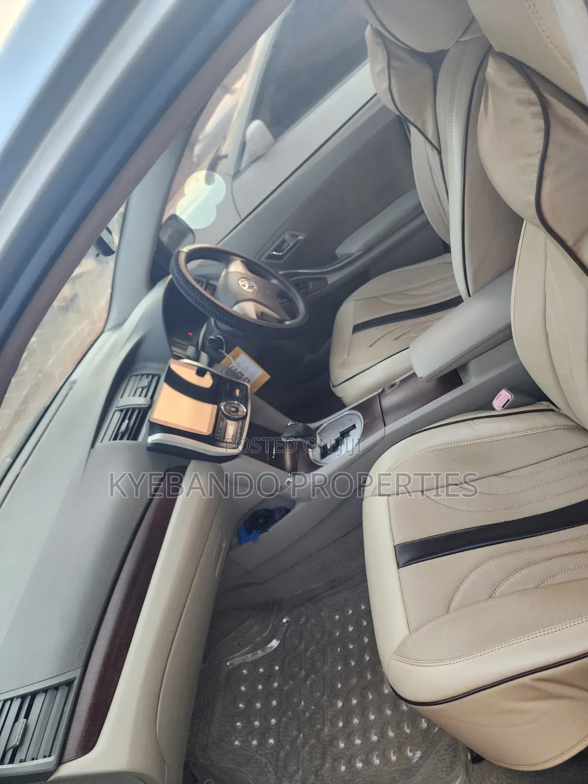 Toyota Premio 2010 Silver