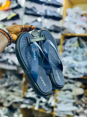 Luofu Brand Men's Flip-Flops