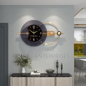Modern CAMLEO Wall Clock