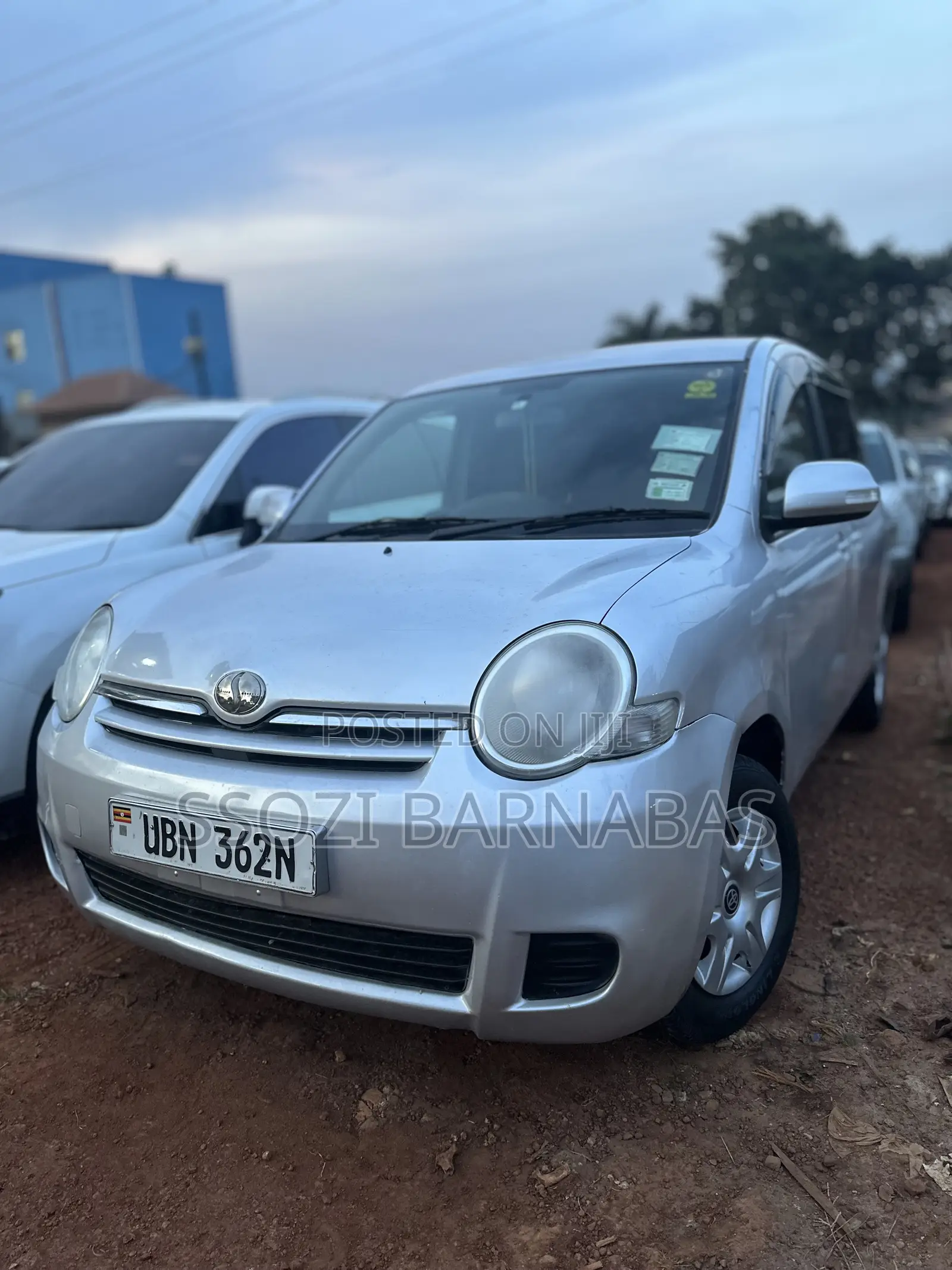Toyota Sienta 2007 Silver