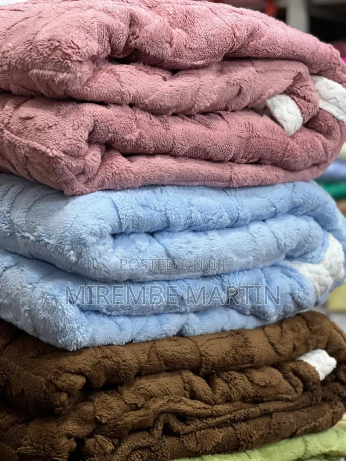 Tufted Fleece Blanket Prints