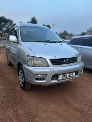 Toyota TownAce Noah 1999 Silver