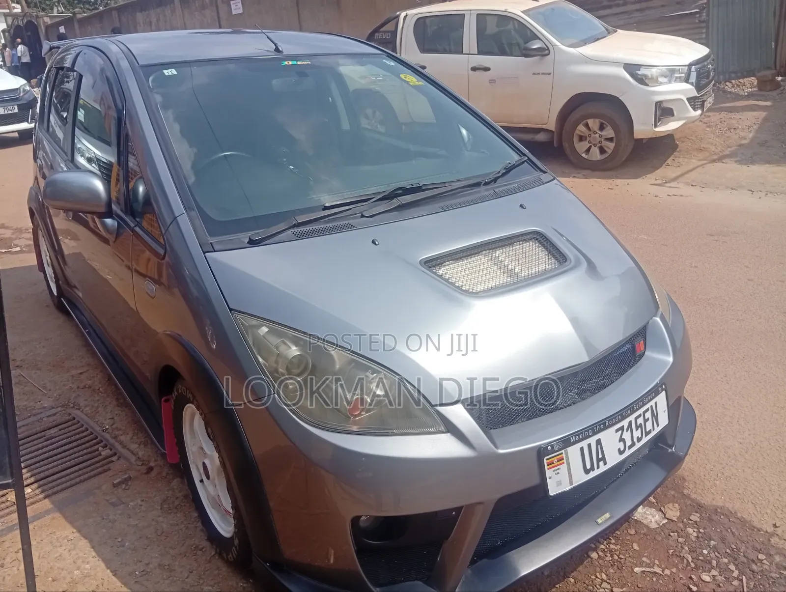 Mitsubishi Colt 2011 Silver