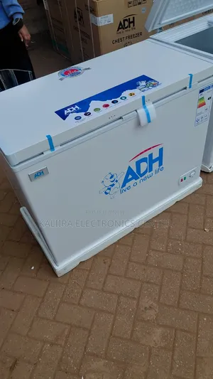 Freezer 350l White Colour