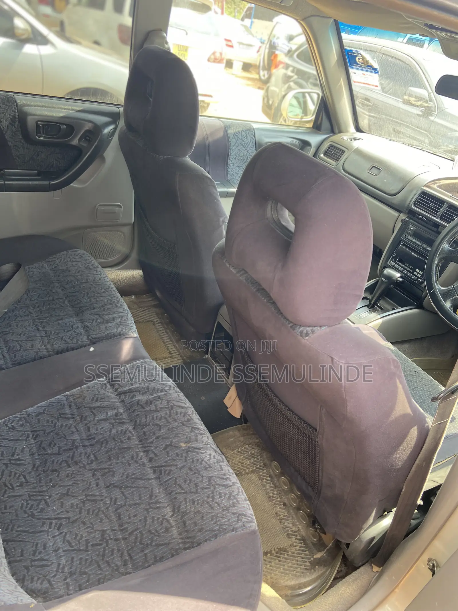 Subaru Forester 2000 Gold