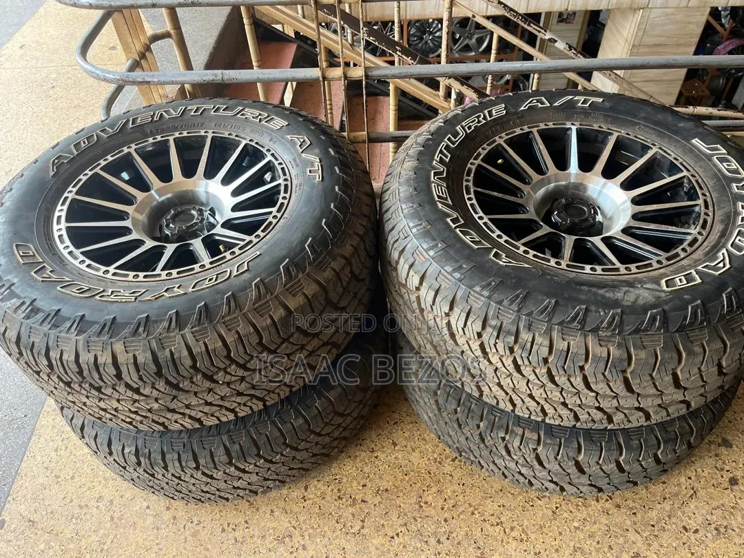 Jeep Wrangler Size 17