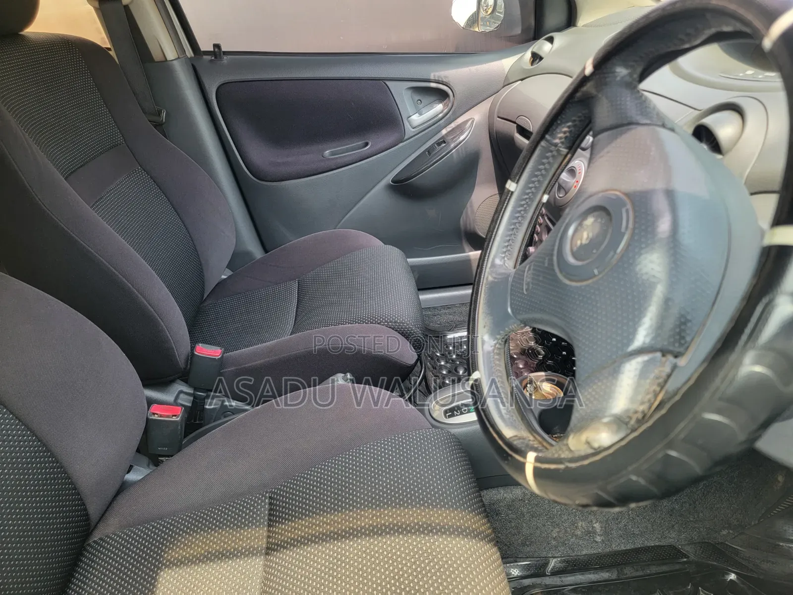 Toyota Vitz 2003 Silver