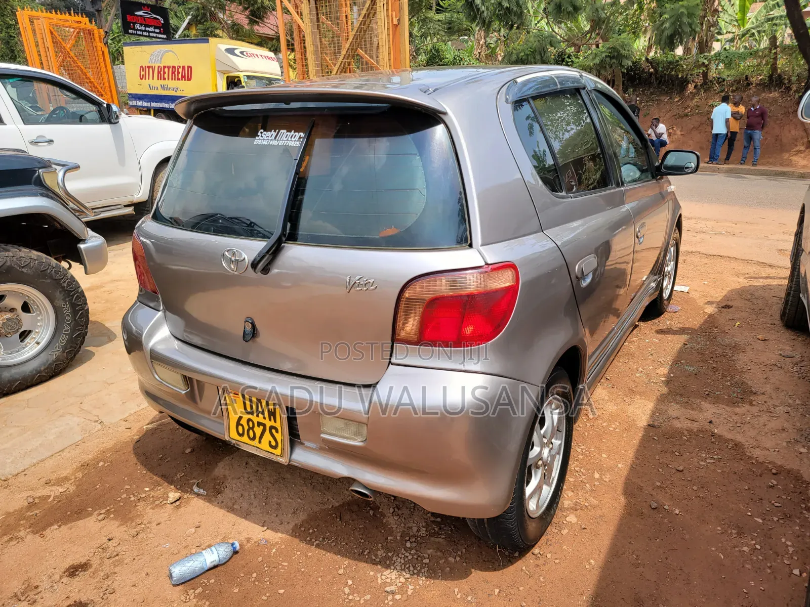 Toyota Vitz 2003 Silver
