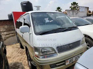 Toyota Regius 1998 Silver