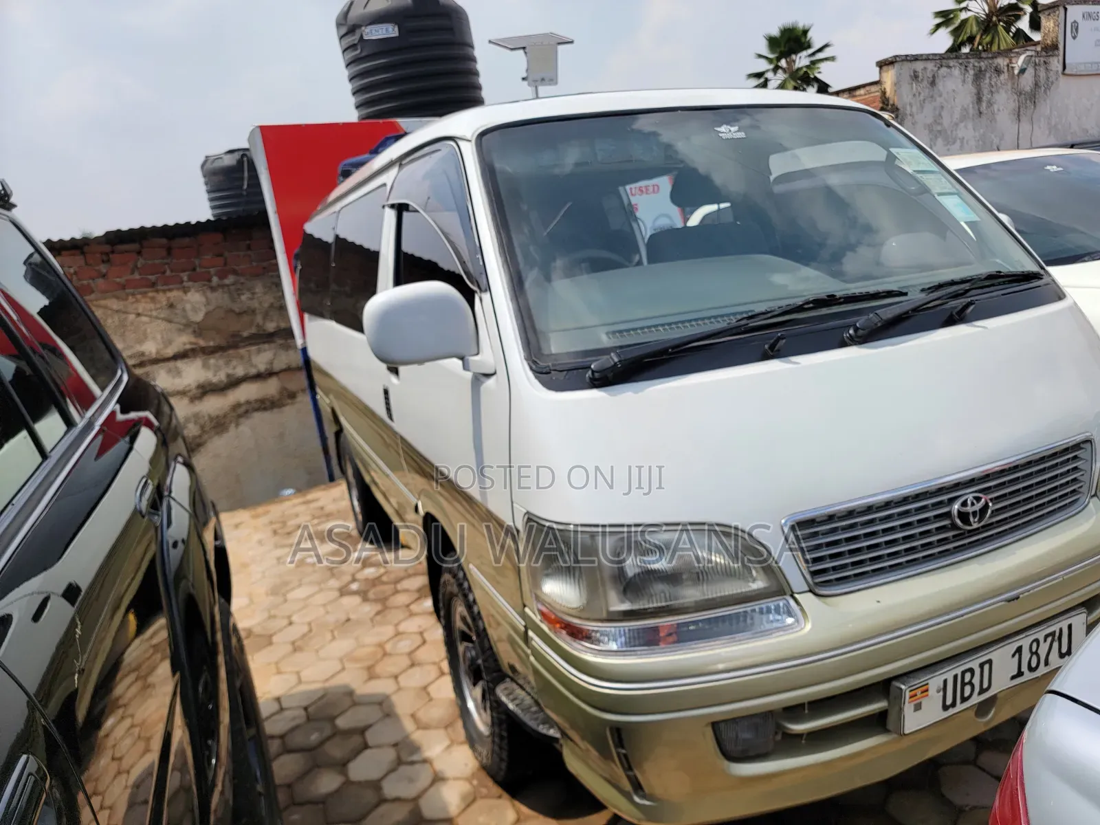 Toyota Regius 1998 Silver