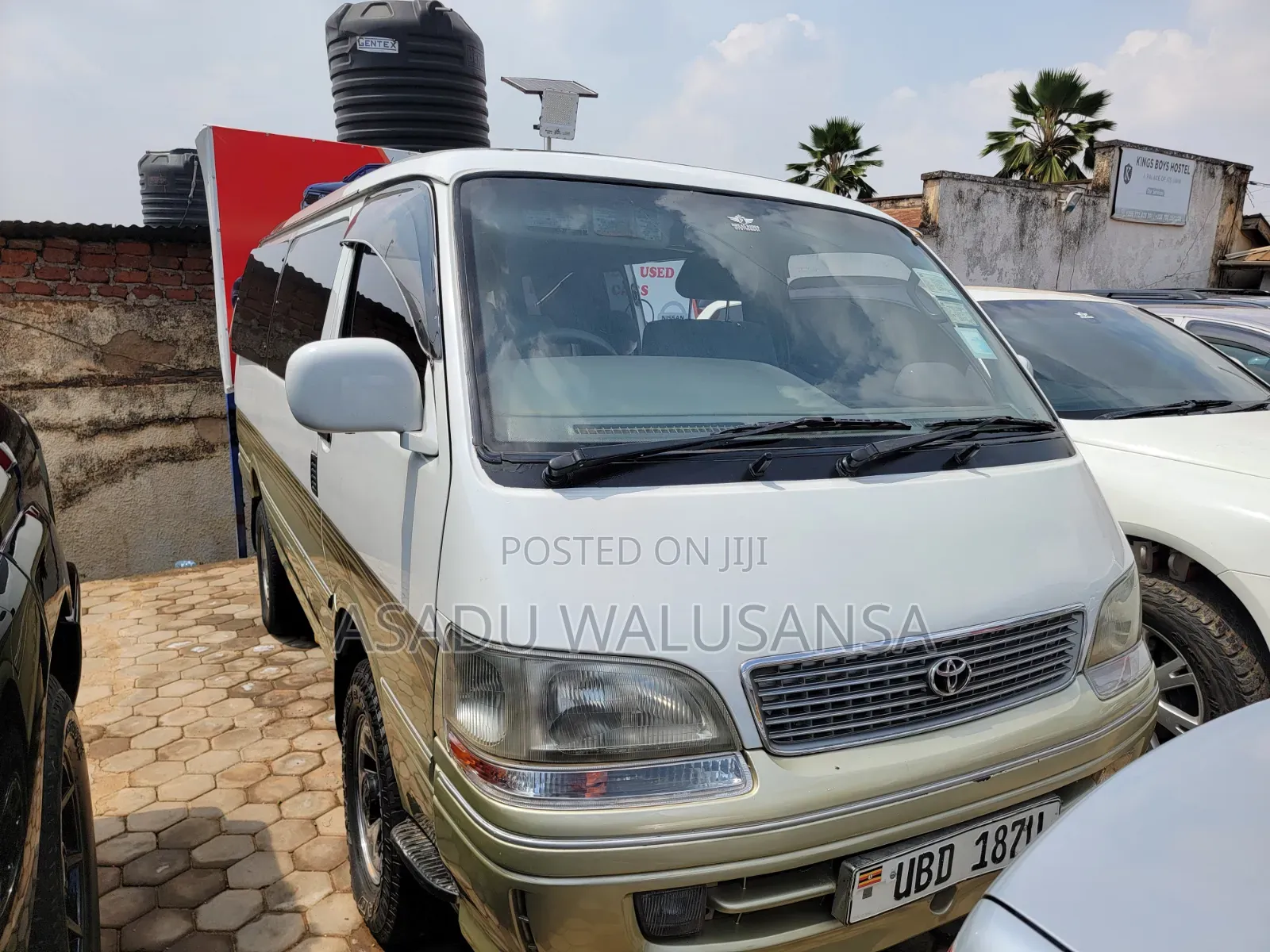 Toyota Regius 1998 Silver