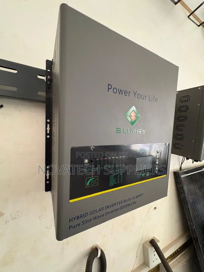 3000W Off Grid Hybrid Inverter 24V Solar Power Solution