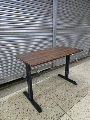 Adjustable Manual Table for Laptop, Computer
