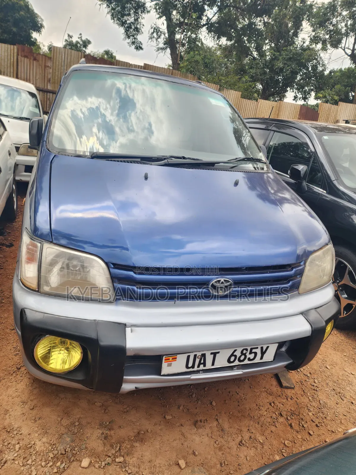 Toyota Noah 2001 Blue