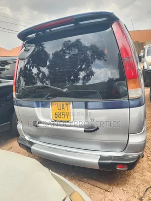 Toyota Noah 2001 Blue