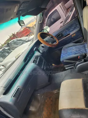 Toyota Noah 2001 Blue