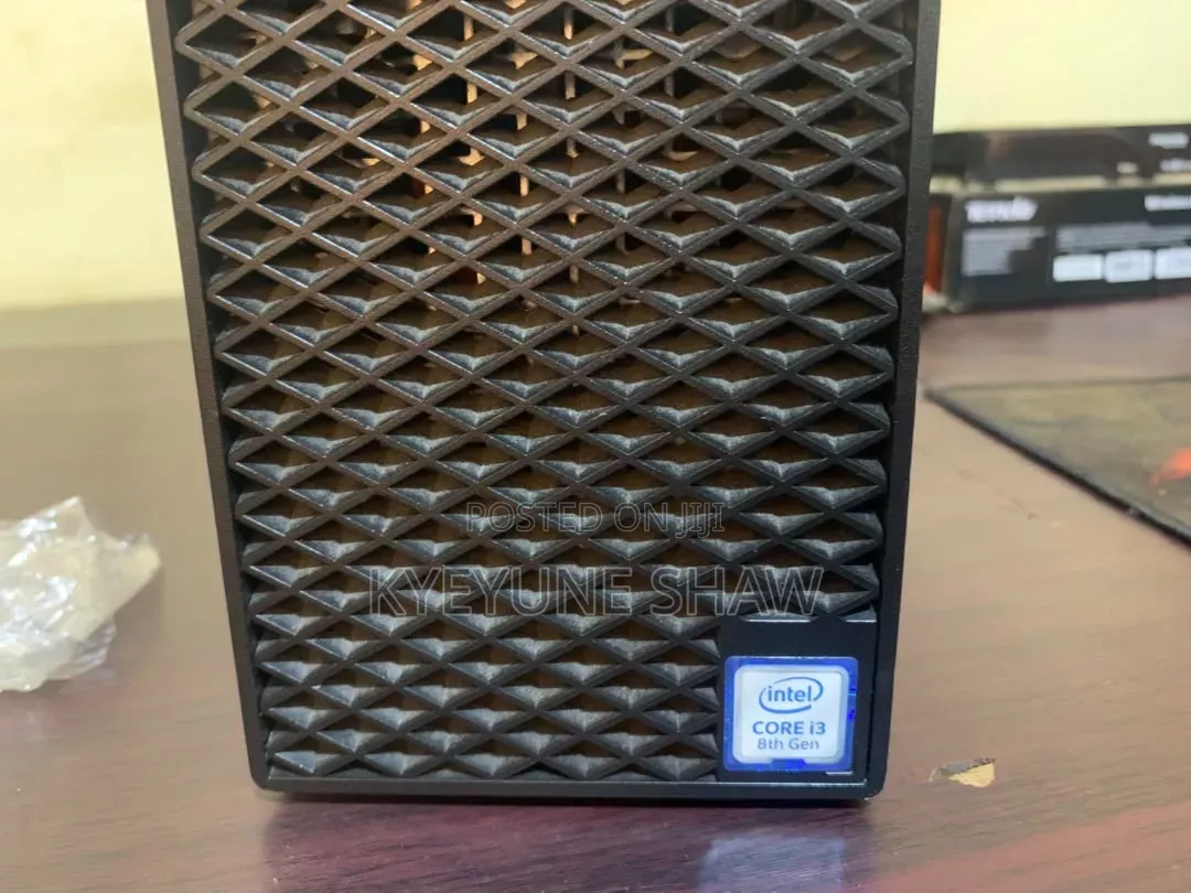 Desktop Computer Dell OptiPlex 3060 4GB Intel Core i3 HDD 500GB