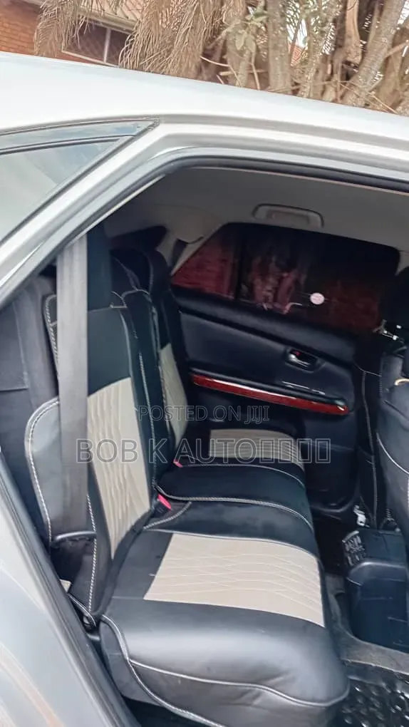 Toyota Harrier 2009 Silver