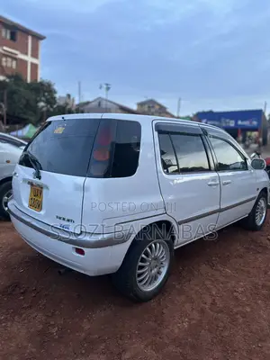 Toyota Raum 1998 White
