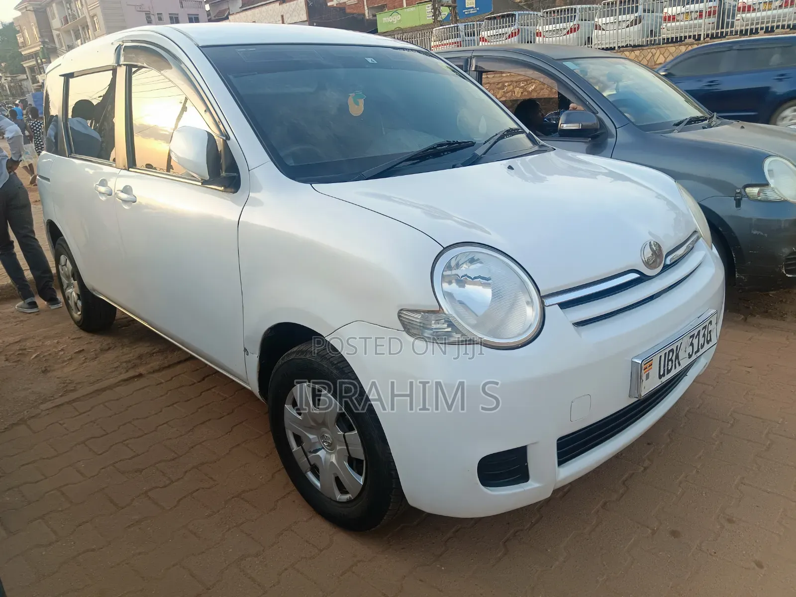 Toyota Sienta 2015 White