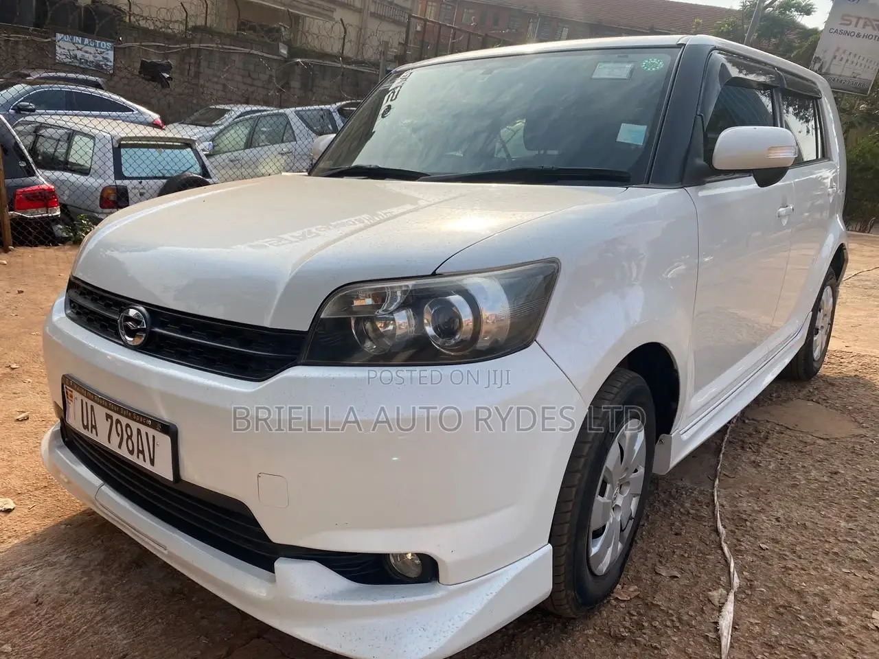Toyota Corolla Rumion 2011 White