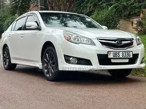 Subaru Legacy 2010 White