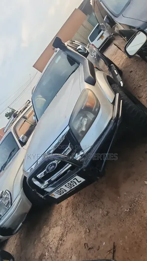 Ford Ranger Wildtrak 2012 Silver