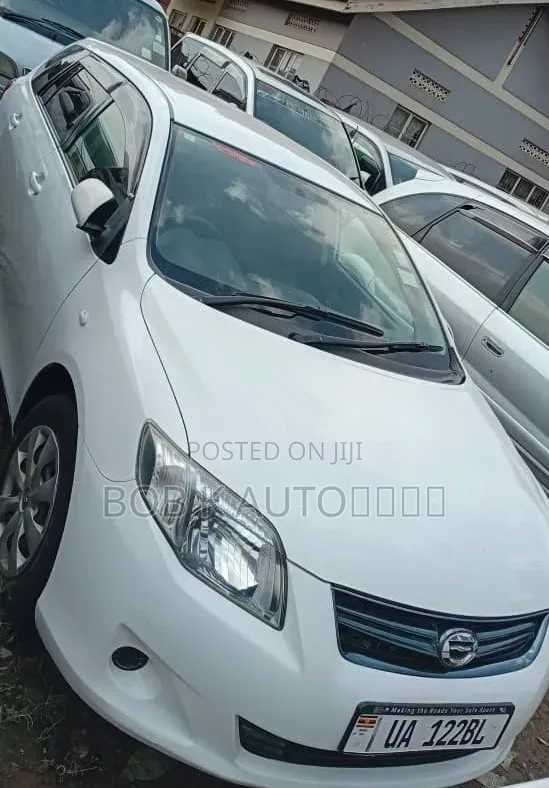 Toyota Corolla Fielder 2011 White